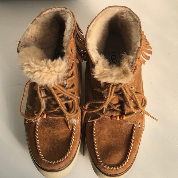 UGG Moccasins - Picture 4 of 6